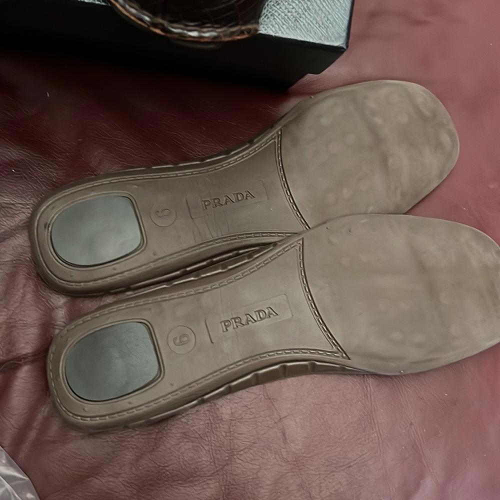 •𝙿𝚁𝙰𝙳𝙰• 𝙼𝚎𝚗’𝚜 𝙲𝚛𝚘𝚌 𝙻𝚘𝚊𝚏𝚎𝚛𝚜 🐊 - Picture 13 of 15